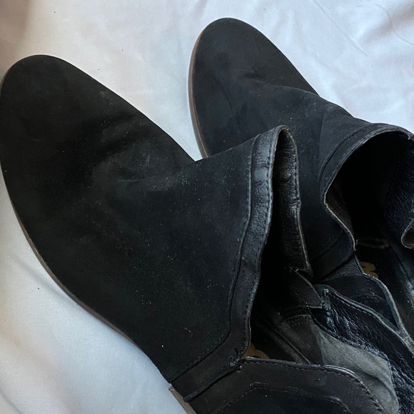 Sam Edelman Black Ankle Booties - Picture 5 of 14